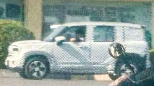 MG Comet based new SUV Spied